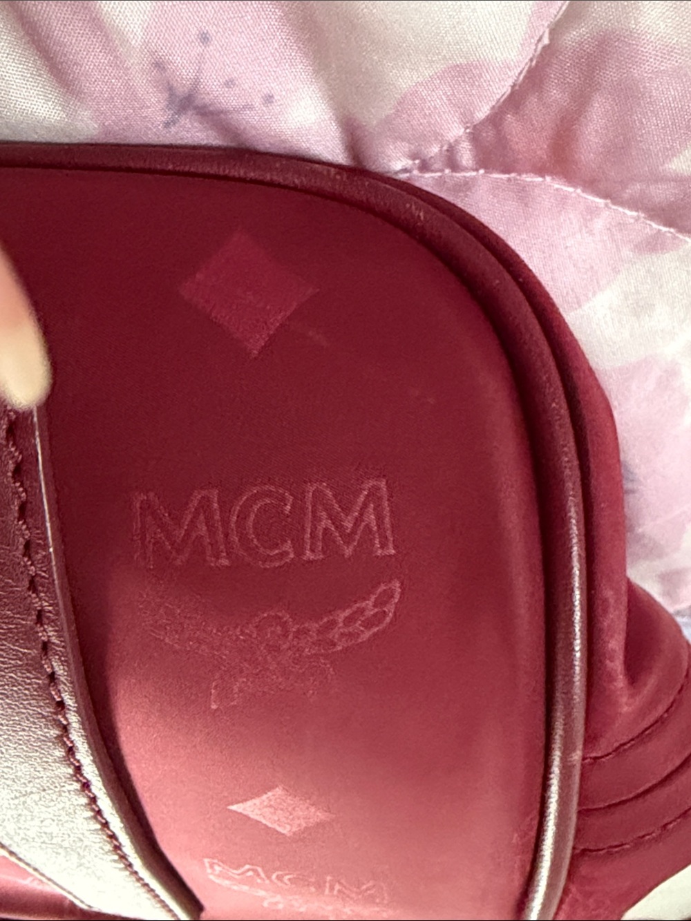 MCM Burgundy Logo-Print nylon Tote - Picture 8 of 10